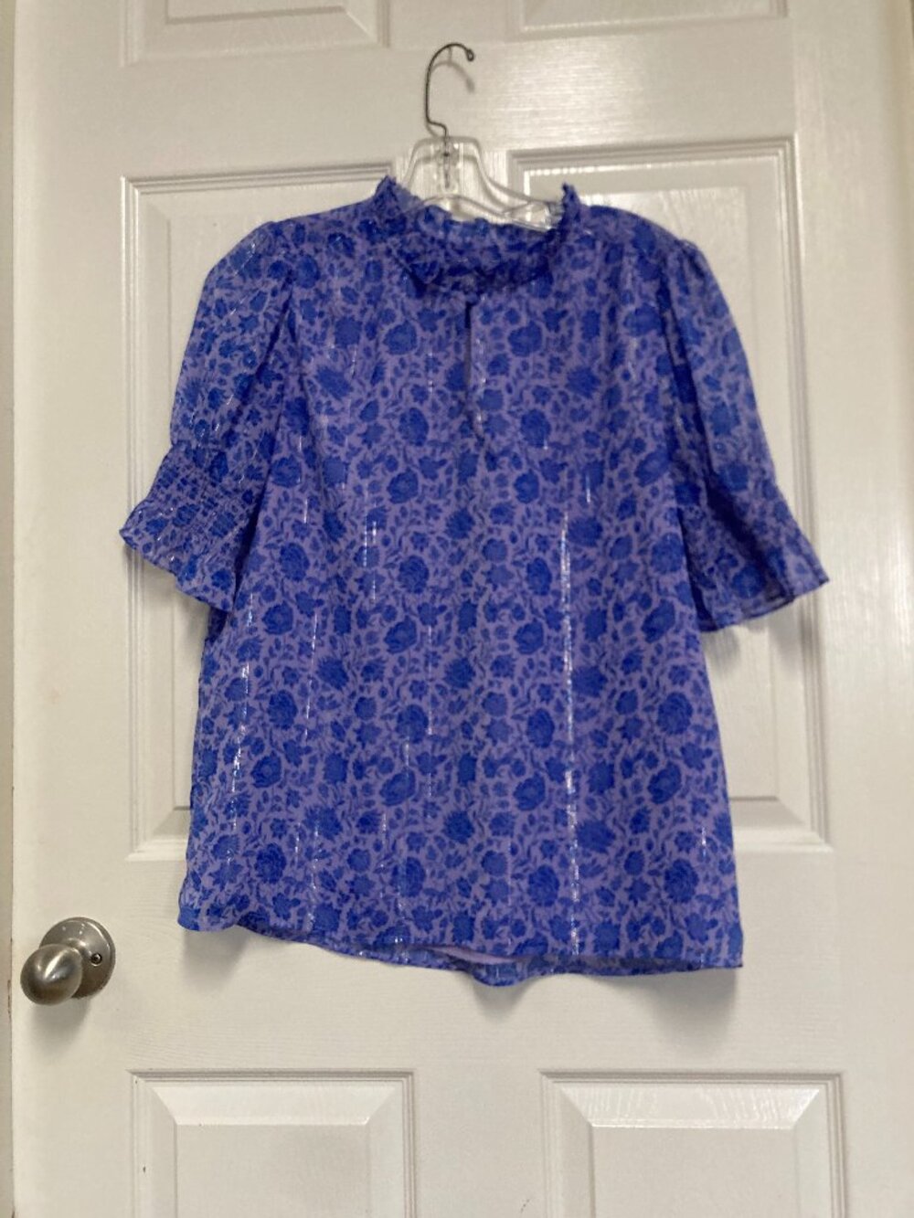 J.CREW blouse purple w/floral print short sleeve size small women's